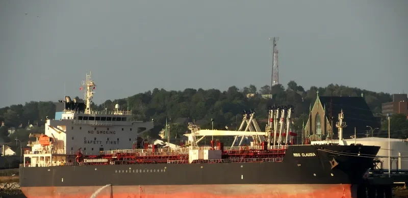 MISS CLAUDIA Tanker IMO 9293959 photo 3