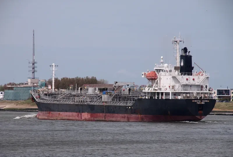 EVERRICH 2 Tanker IMO 9294795 photo 5