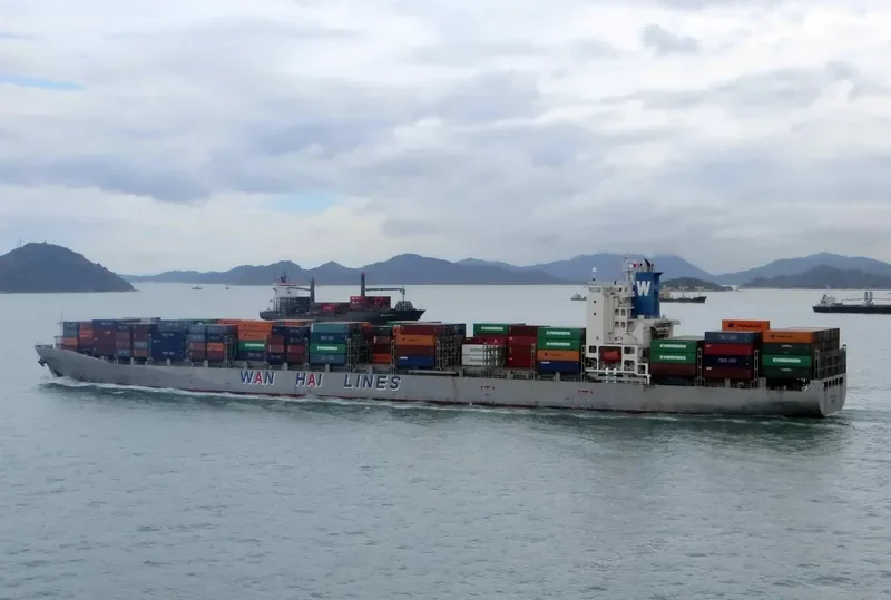 WAN HAI 505 Container Ship IMO 9294874 photo 2
