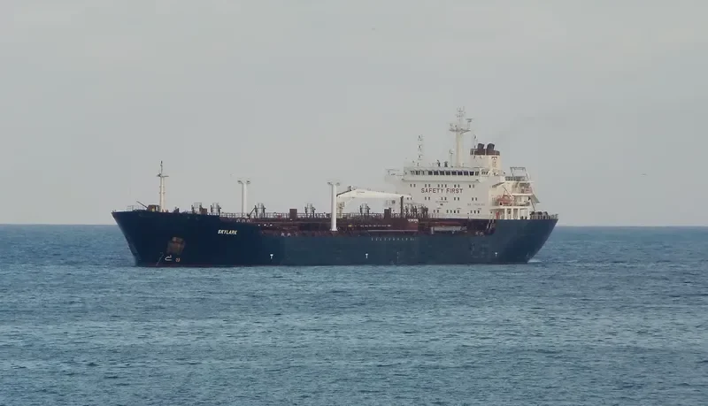 ARIN Tanker IMO 9295048 photo 9