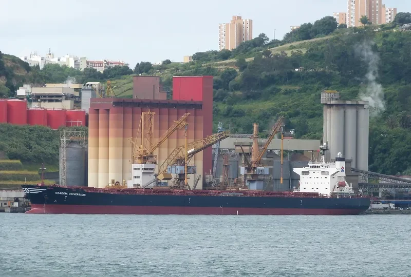 GRAECIA UNIVERSALIS Bulk Carrier IMO 9295127