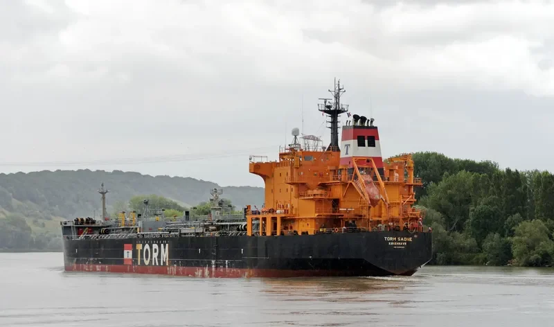 QUEEN MAJESTY Tanker IMO 9295323 photo 5