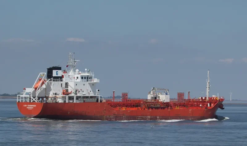 LISA ESSBERGER Tanker IMO 9295438 photo 7