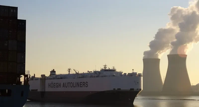 HOEGH NEW YORK General Cargo IMO 9295830 photo 10
