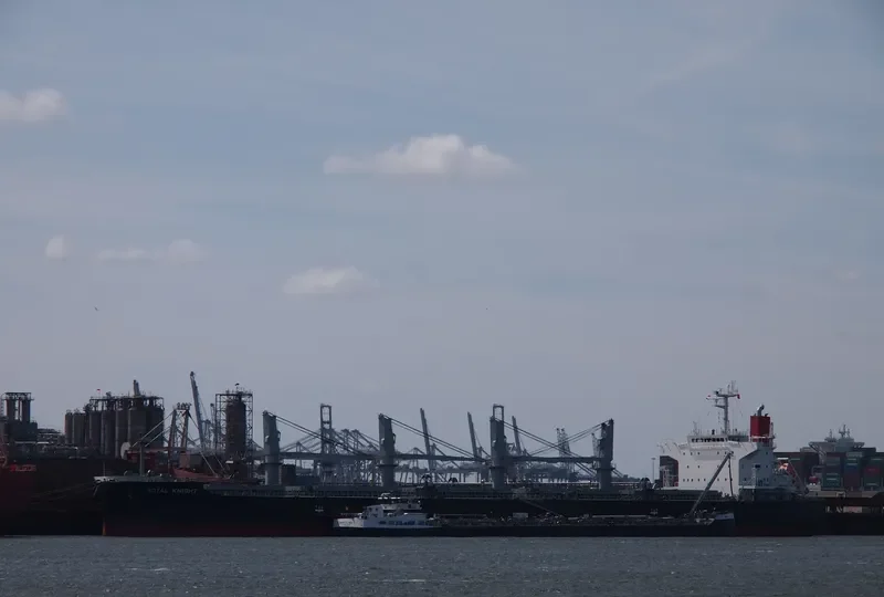 TOKYO SPIRIT Tanker IMO 9296377 photo 9