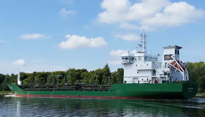 THUN GOLIATH Tanker IMO 9297204 photo 4