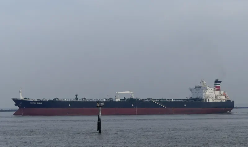AMORE MIO Tanker IMO 9297371 photo 2