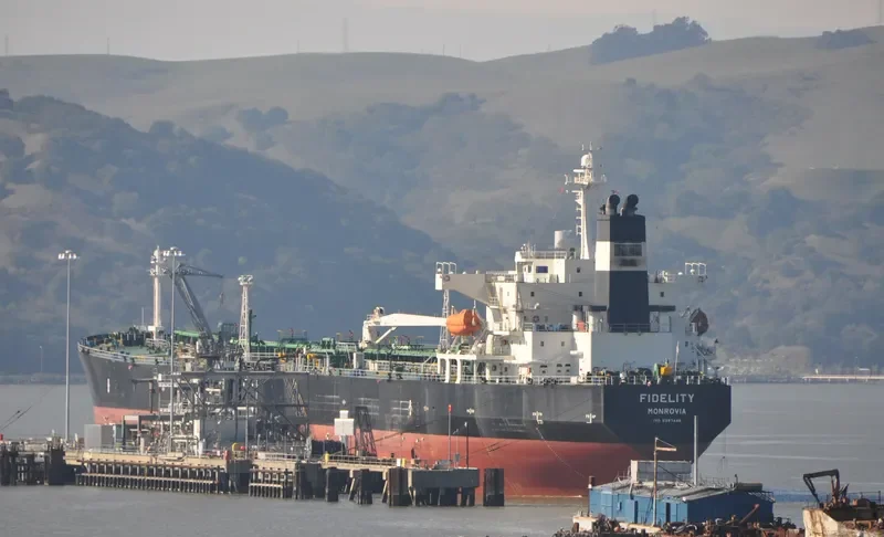 XIN TONG ZHOU Tanker IMO 9297448 photo 4