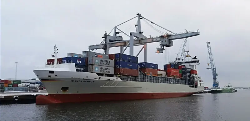 BIANCA RAMBOW Container Ship IMO 9297591