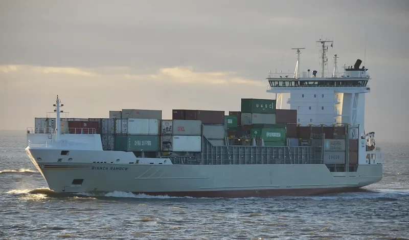 BIANCA RAMBOW Container Ship IMO 9297591 photo 6