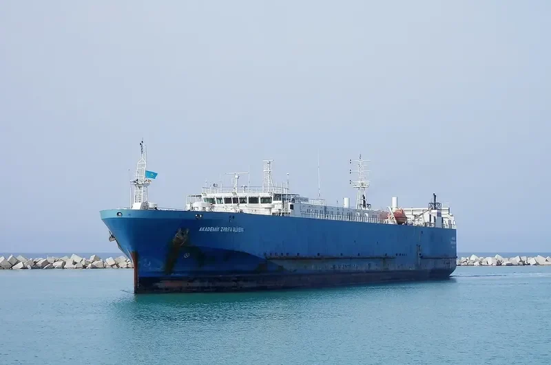 AKADEMIK ZARIFA ALIYEVA Ro-Ro IMO 9297838 photo 3
