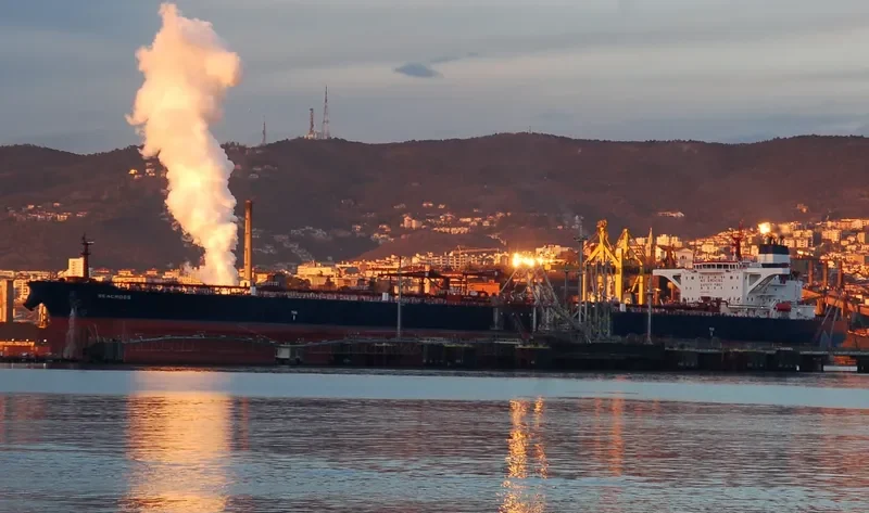SEACROSS Tanker IMO 9297890 photo 5