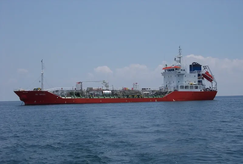 SL YAKAL Tanker IMO 9298349 photo 2
