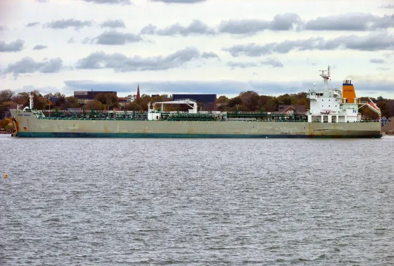 EAST COAST Tanker IMO 9298703 photo 9
