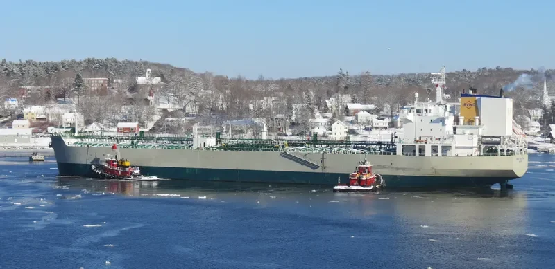 GREAT EASTERN Tanker IMO 9298739 photo 2