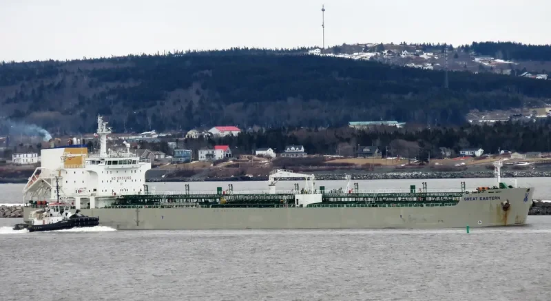 GREAT EASTERN Tanker IMO 9298739 photo 3