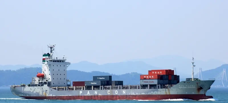 PREMIER Container Ship IMO 9299331 photo 10