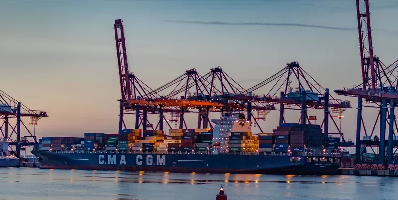 CMA CGM LA TRAVIATA Container Ship IMO 9299795 photo 8