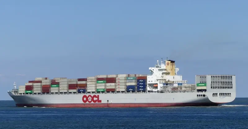 OOCL EUROPE Container Ship IMO 9300805 photo 10