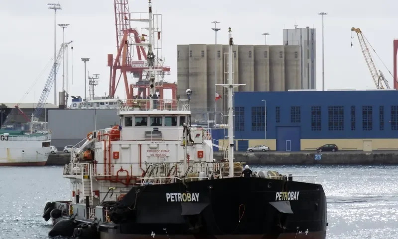 PETROBAY Tanker IMO 9301172 photo 8
