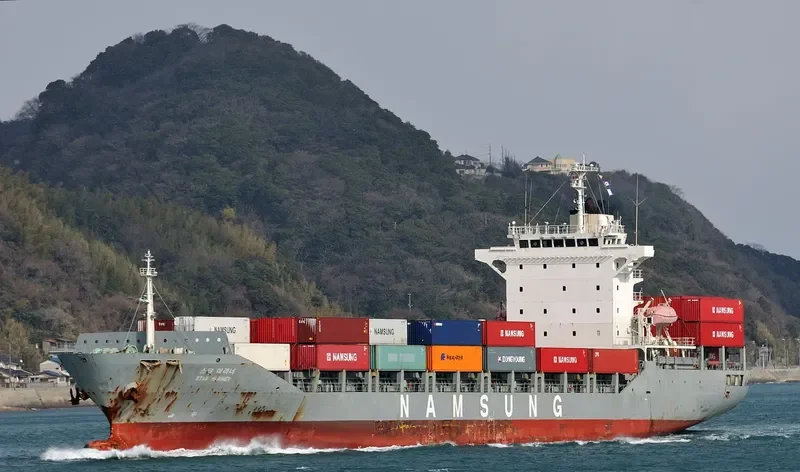PEGASUS YOTTA Container Ship IMO 9301316 photo 9