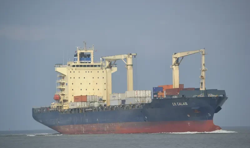 BOMAR CALAIS Container Ship IMO 9301445 photo 10