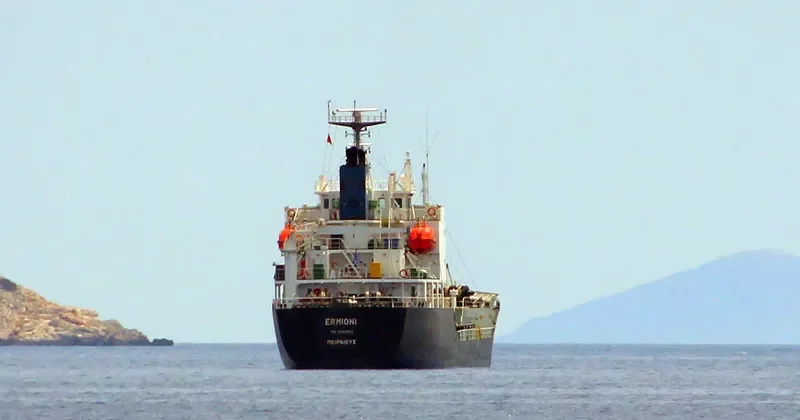 ERMIONI Tanker IMO 9301653 photo 7