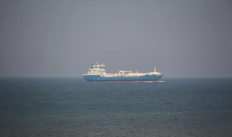 FURE WEST Tanker IMO 9301873 photo 4