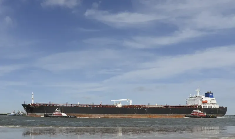SEAWAYS LUZON Tanker IMO 9301940 photo 2