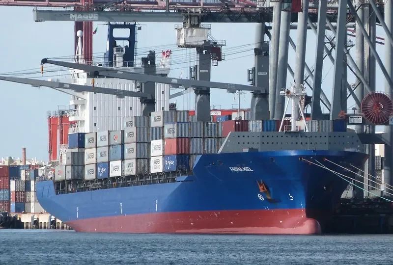 HSL PORTSMOUTH Container Ship IMO 9302437 photo 2