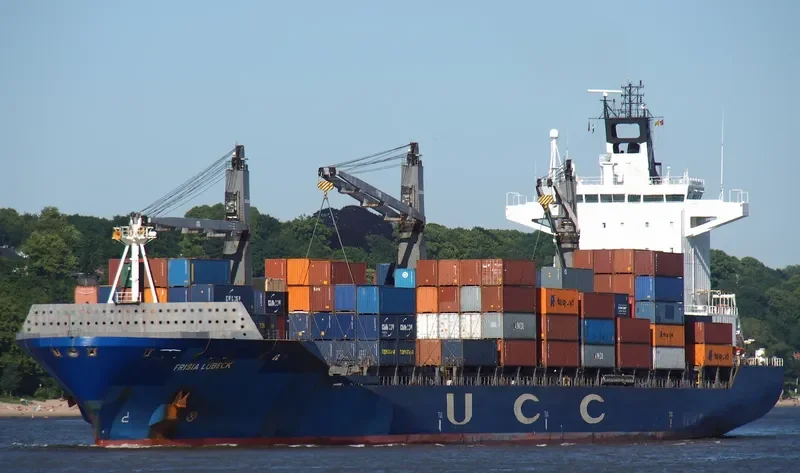 MAERSK DAKAR Container Ship IMO 9302449 photo 5