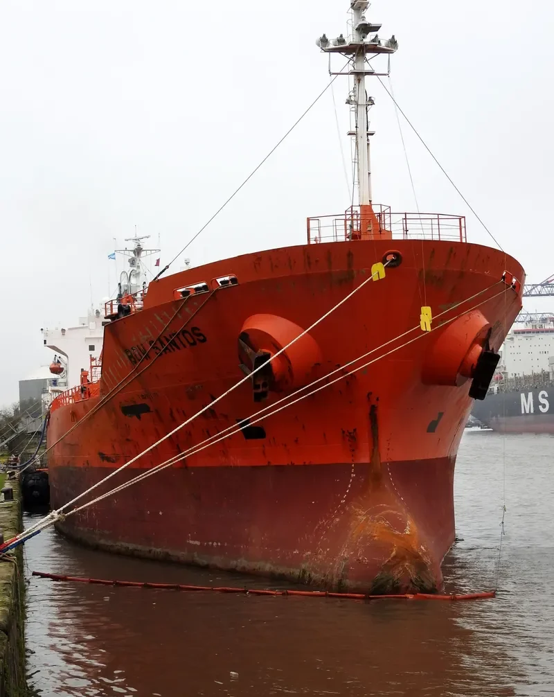 BOW SANTOS Tanker IMO 9303651 photo 6