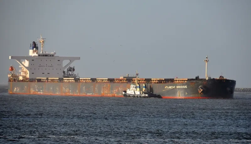 AQUABRIDGE Bulk Carrier IMO 9303833 photo 3