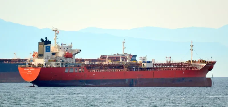 CELSIUS MUMBAI Tanker IMO 9304332 photo 8