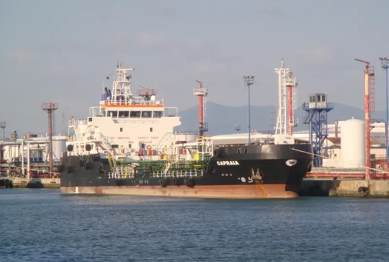 CAPRAIA Tanker IMO 9304473 photo 3