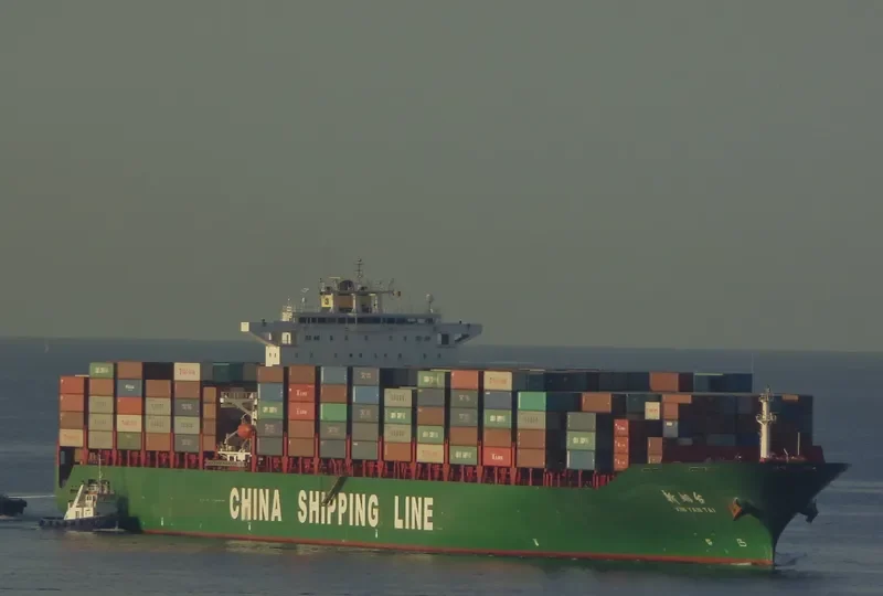 XIN YAN TAI Container Ship IMO 9304801 photo 6