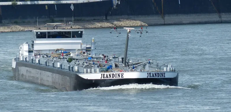 JEANDINE Tanker IMO 9304837 photo 7