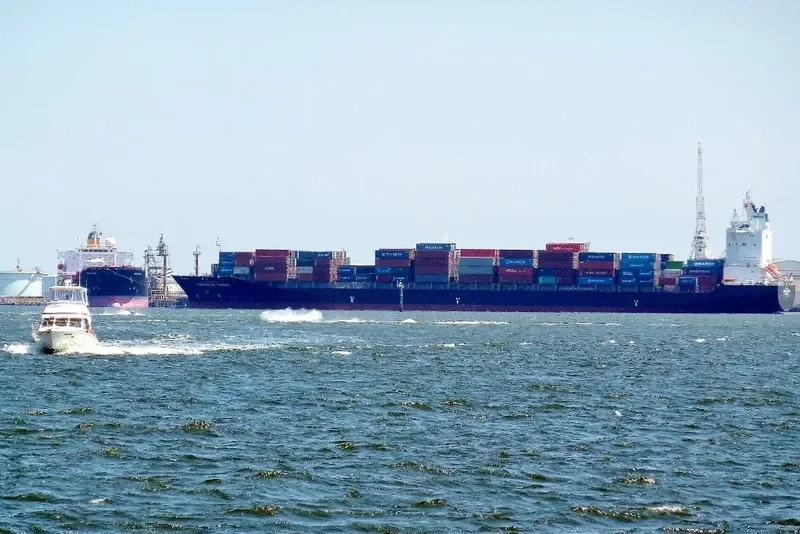 NORTHERN VIVACITY Container Ship IMO 9304966 photo 8