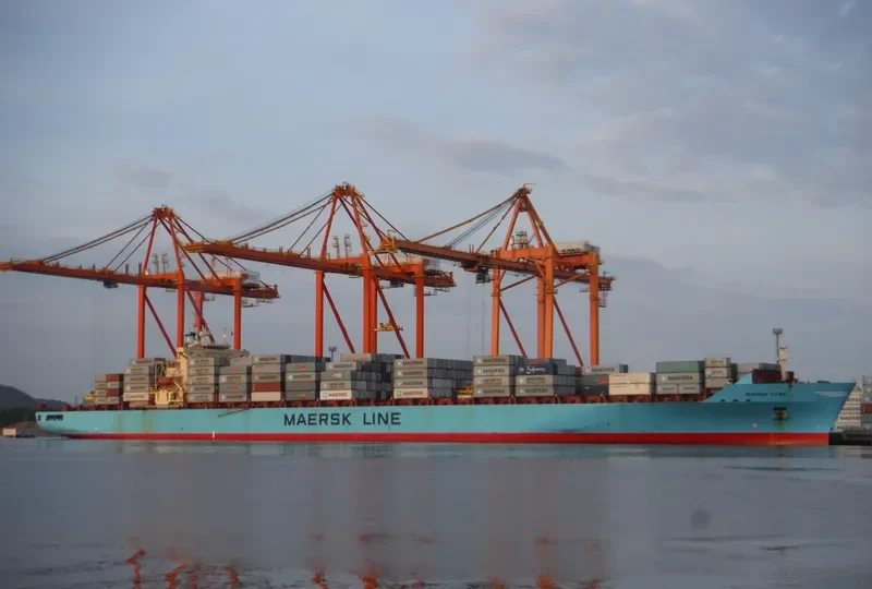 MAERSK UTAH Container Ship IMO 9305300 photo 8