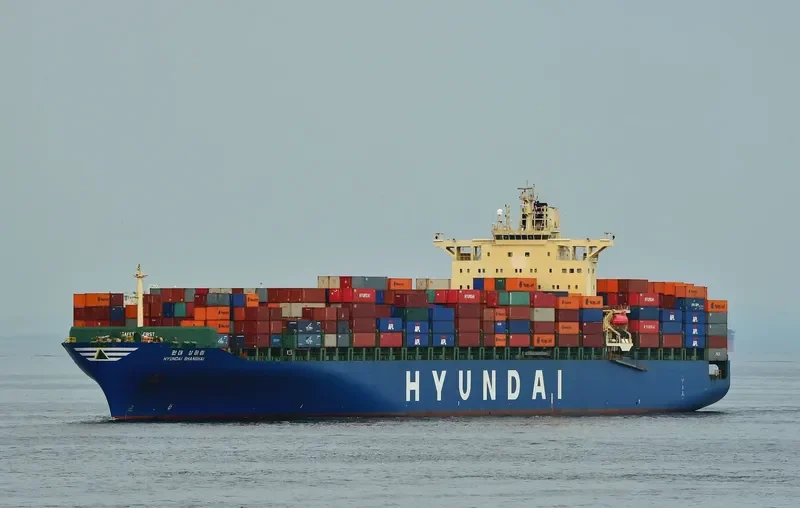 HYUNDAI SHANGHAI Container Ship IMO 9305647
