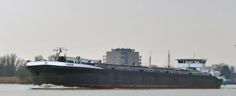 JADE Tanker IMO 9306081 photo 3