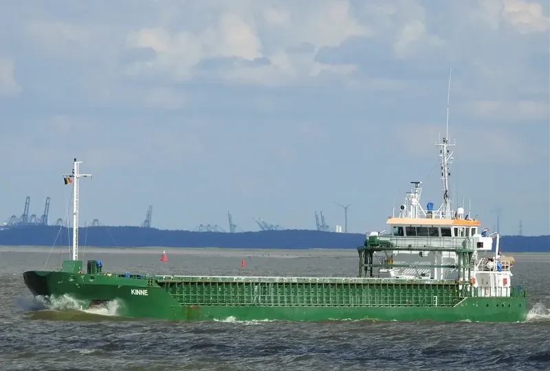KINNE Container Ship IMO 9306689 photo 3