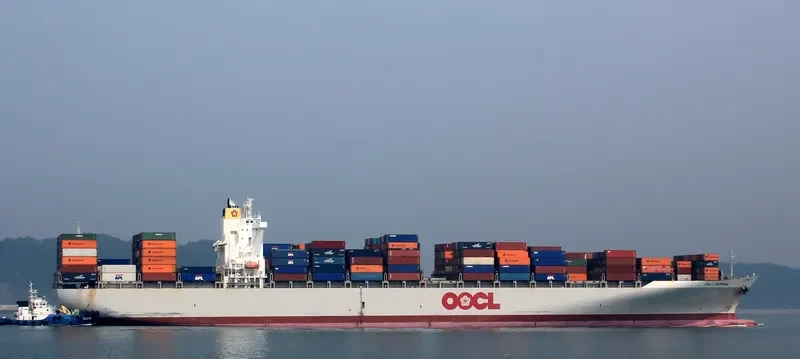 OOCL VANCOUVER Container Ship IMO 9306990 photo 9