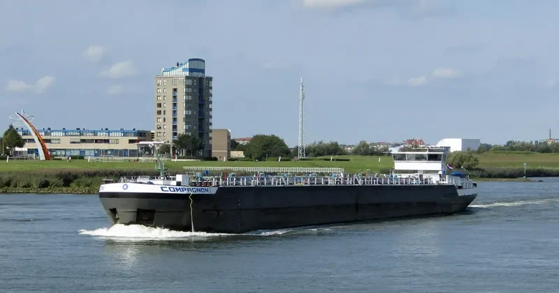 COMPAGNON Tanker IMO 9307164 photo 3