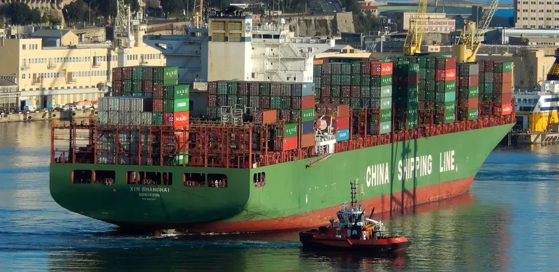 XIN SHANGHAI Container Ship IMO 9307231 photo 10