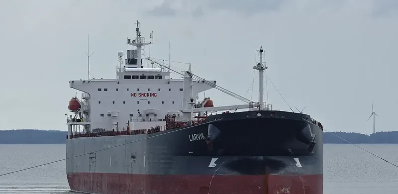 LARVIK Tanker IMO 9307346 photo 8