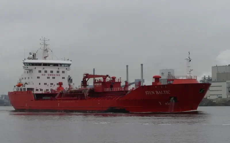STEN BALTIC Tanker IMO 9307671 photo 2