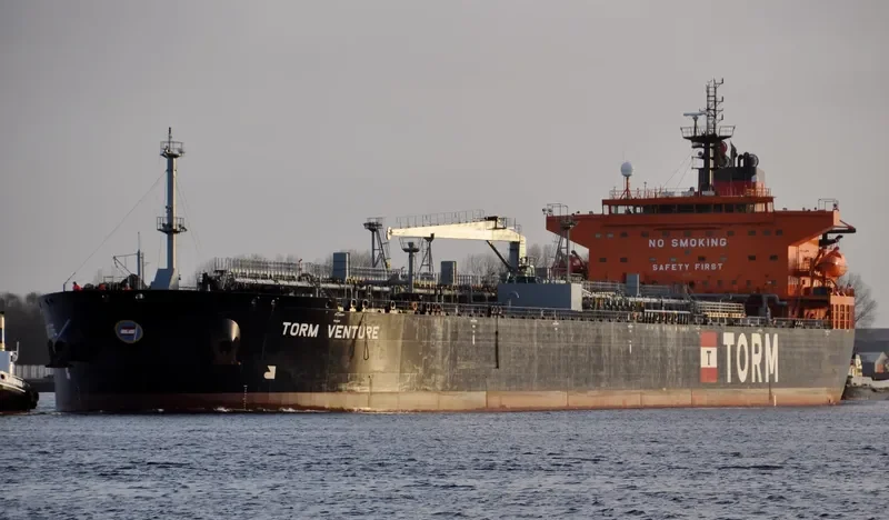 TORM VENTURE Tanker IMO 9307798 photo 3