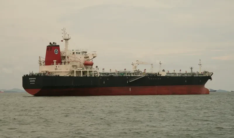 EASTERN KALMIA Tanker IMO 9308156 photo 2