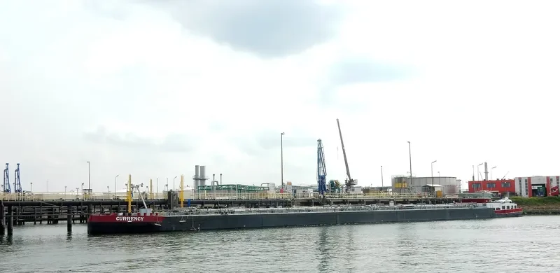 CURRENCY Tanker IMO 9308297 photo 6